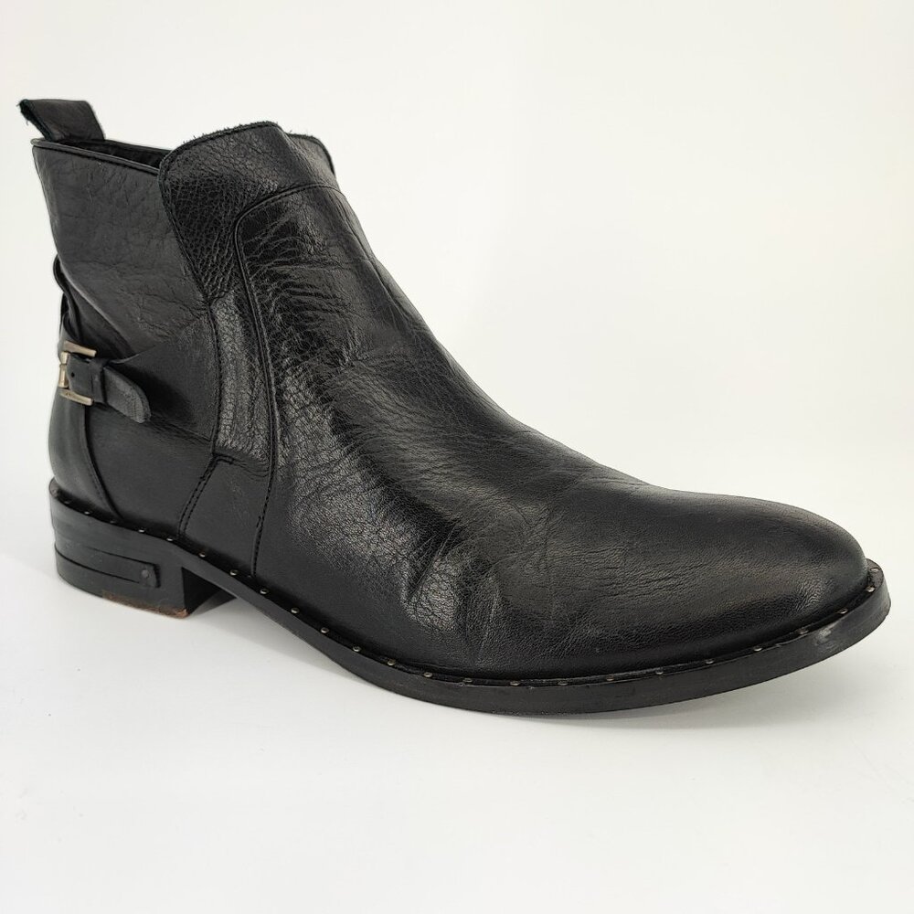 Freda Salvador Women's Size 9.5 US Leather Black Ankle Booties Casual 887161